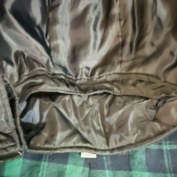 Women’s vest with hood - Picture 4 of 5